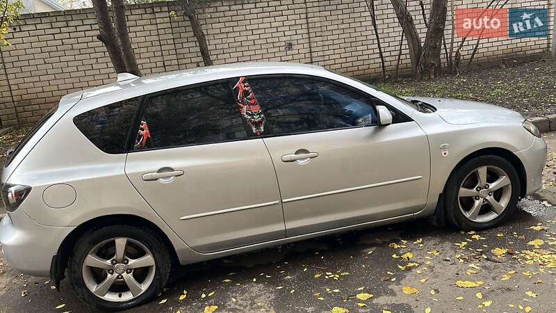 Хэтчбек Mazda 3 2003 в Одессе