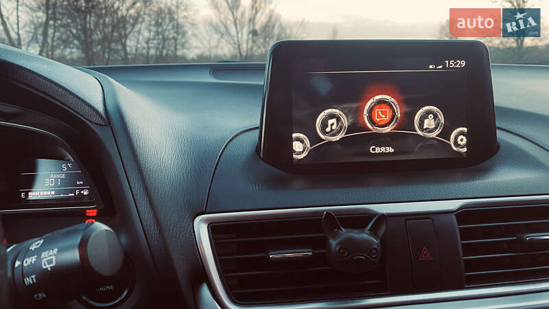 Хэтчбек Mazda 3 2017 в Киеве