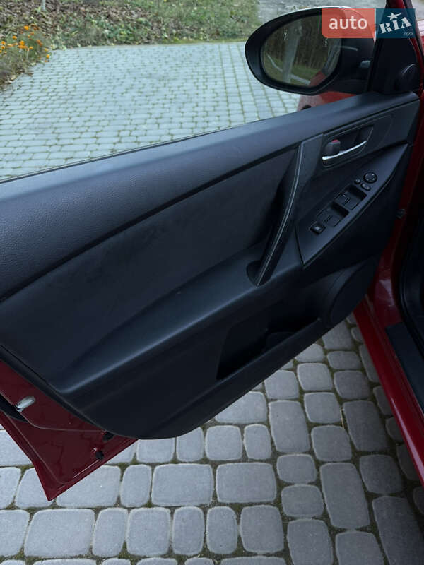 Седан Mazda 3 2010 в Виннице фото 16 Седан Mazda 3 2010 в Виннице