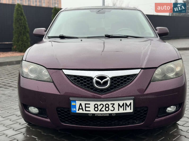 Седан Mazda 3 2008 в Днепре