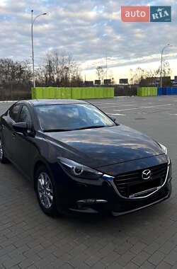 Седан Mazda 3 2018 в Виннице