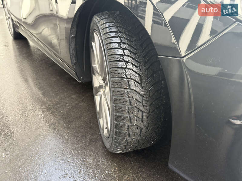 Седан Mazda 3 2019 в Киеве