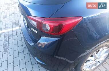 Хэтчбек Mazda 3 2017 в Калуше