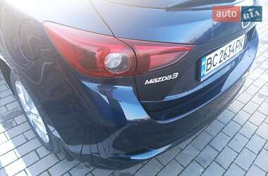 Хэтчбек Mazda 3 2017 в Калуше