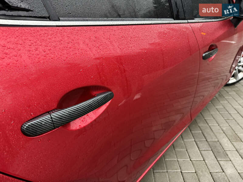 Хетчбек Mazda 3 2014 в Кременці