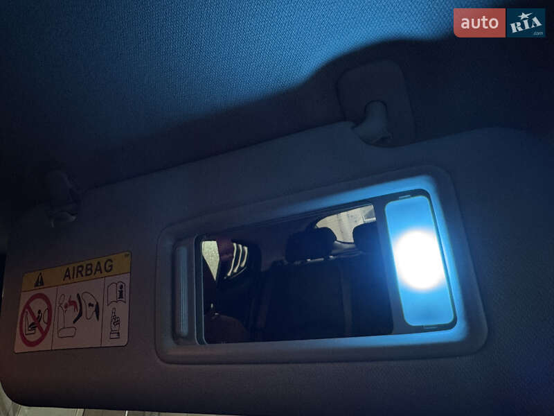 Хетчбек Mazda 3 2014 в Кременці