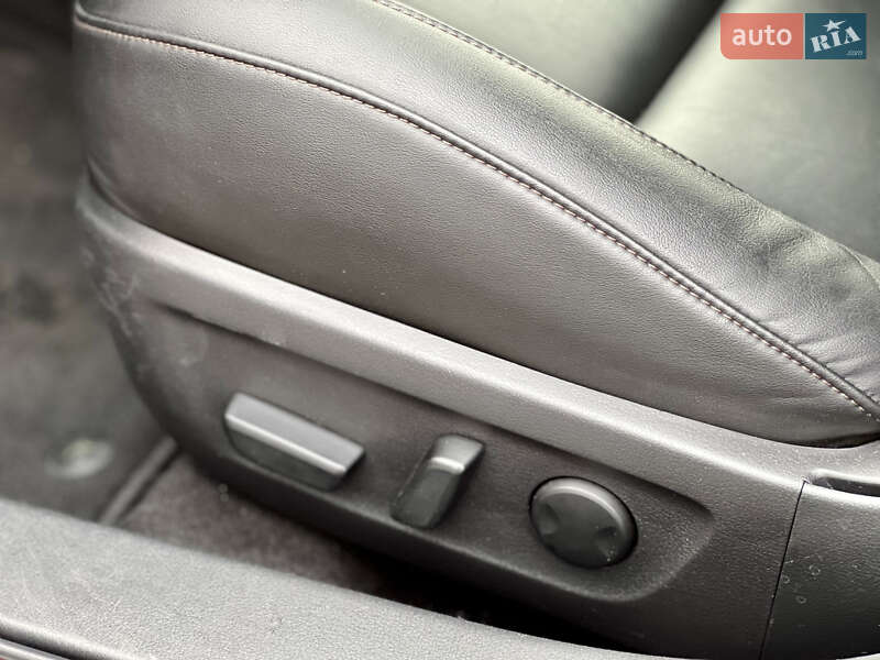 Хэтчбек Mazda 3 2019 в Киеве