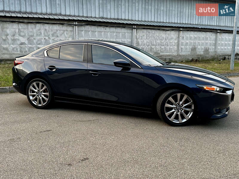 Седан Mazda 3 2020 в Киеве