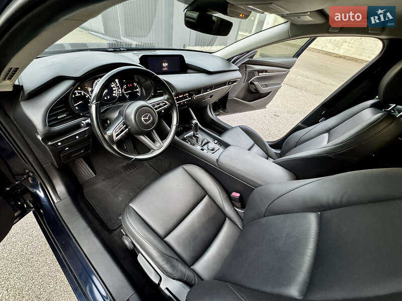 Седан Mazda 3 2020 в Киеве