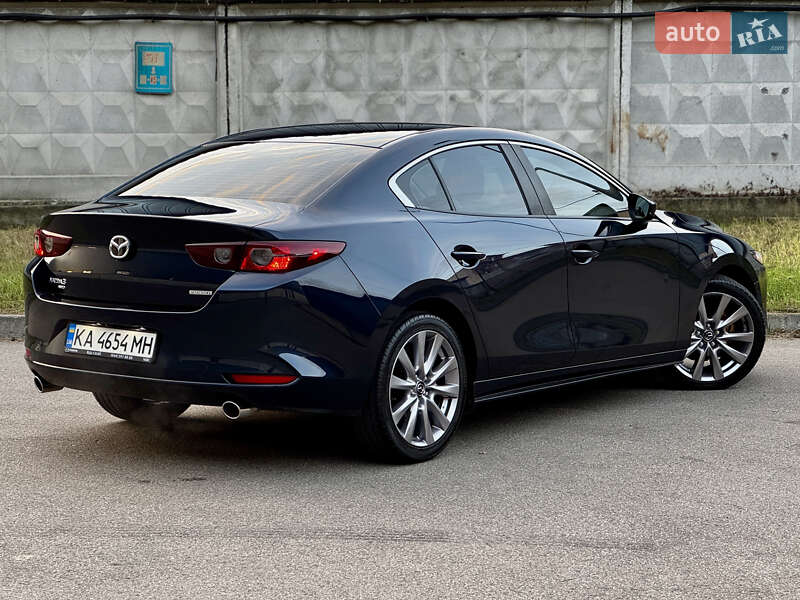 Седан Mazda 3 2020 в Киеве