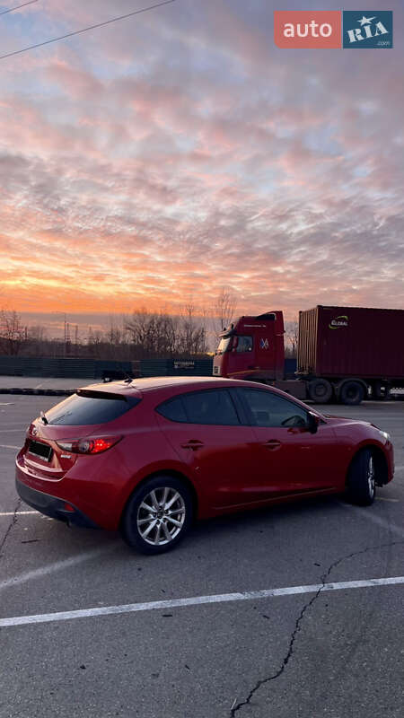 Хэтчбек Mazda 3 2016 в Киеве фото 6 Хэтчбек Mazda 3 2016 в Киеве