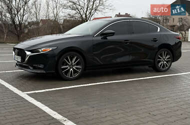 Седан Mazda 3 2019 в Киеве