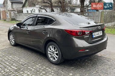 Седан Mazda 3 2016 в Днепре