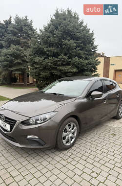 Хэтчбек Mazda 3 2015 в Запорожье