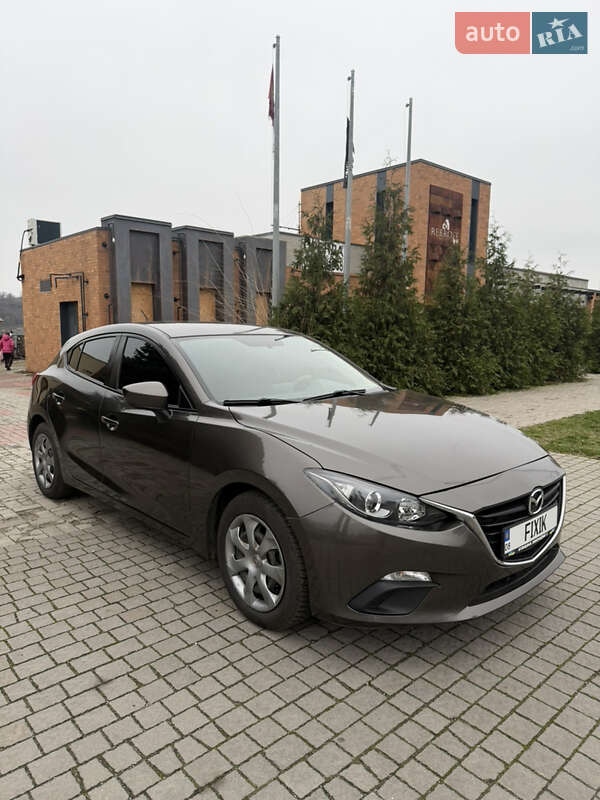 Хэтчбек Mazda 3 2015 в Запорожье