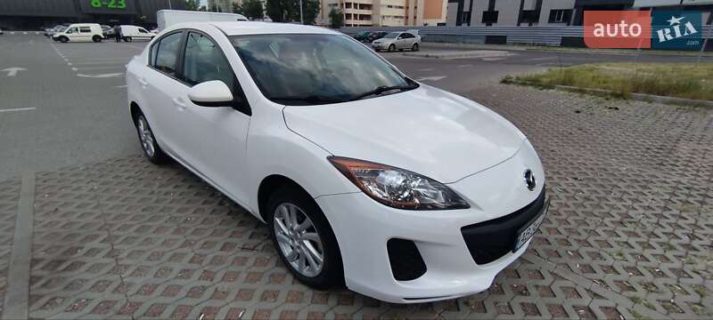 Седан Mazda 3 2012 в Киеве фото 3 Седан Mazda 3 2012 в Киеве
