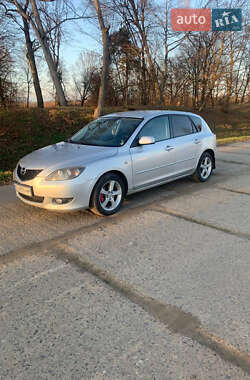 Седан Mazda 3 2004 в Яворові