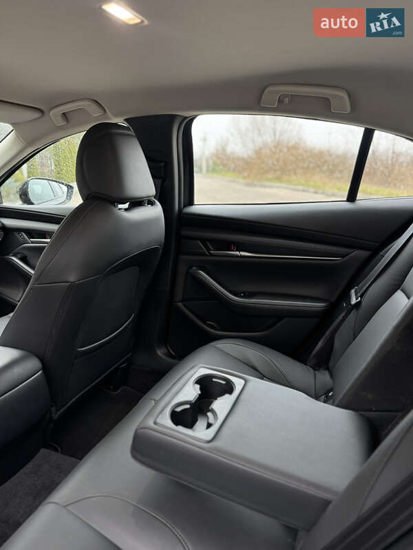 Седан Mazda 3 2023 в Киеве фото 33 Седан Mazda 3 2023 в Киеве