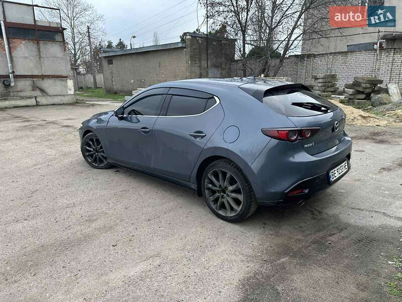 Хэтчбек Mazda 3 2019 в Николаеве