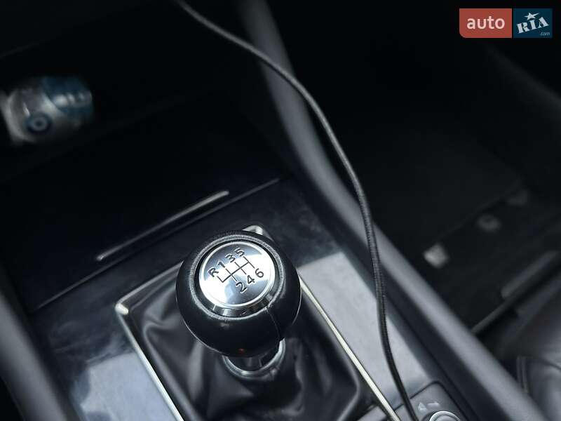 Хэтчбек Mazda 3 2019 в Николаеве