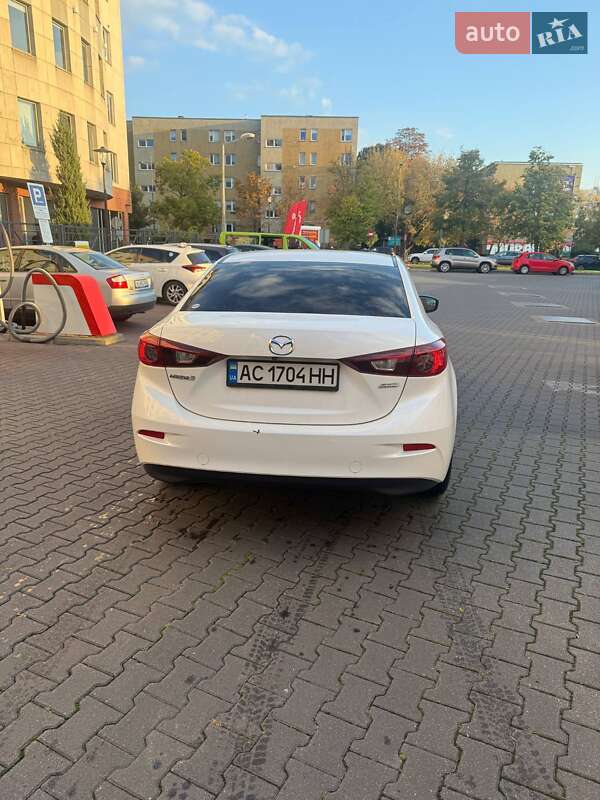 Седан Mazda 3 2017 в Луцьку фото 3 Седан Mazda 3 2017 в Луцьку
