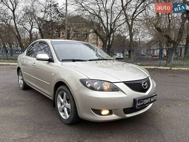 Седан Mazda 3 2005 в Николаеве