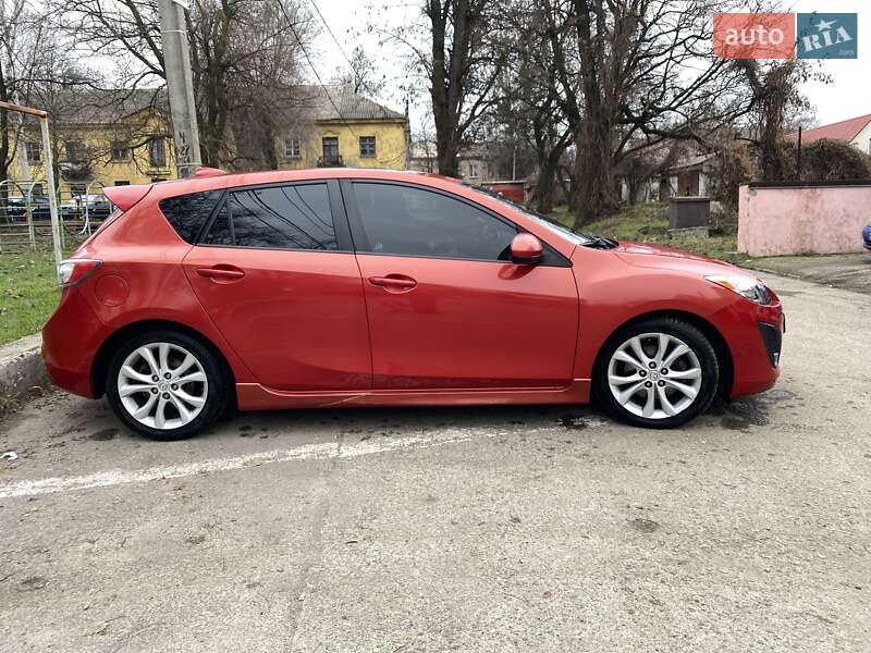 Хэтчбек Mazda 3 2011 в Запорожье