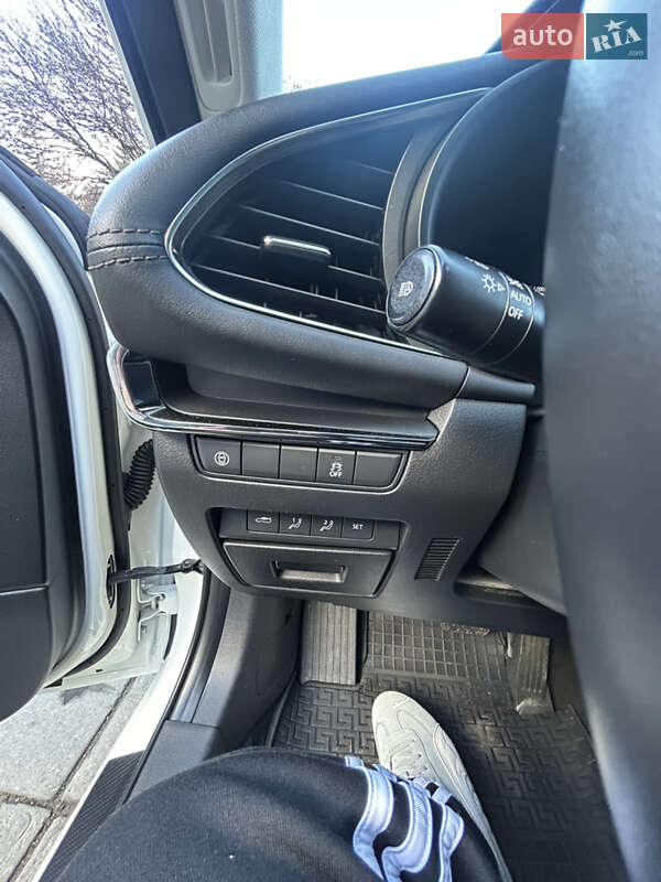 Седан Mazda 3 2019 в Запоріжжі