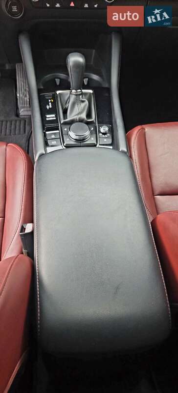 Седан Mazda 3 2023 в Киеве