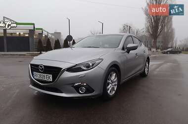 Седан Mazda 3 2016 в Харькове