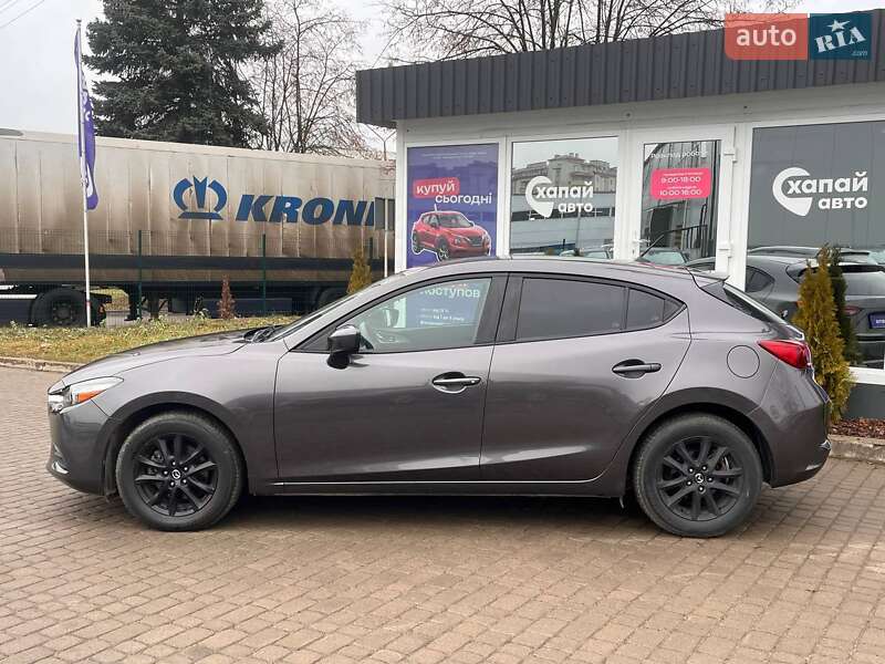 Хэтчбек Mazda 3 2018 в Львове фото 8 Хэтчбек Mazda 3 2018 в Львове