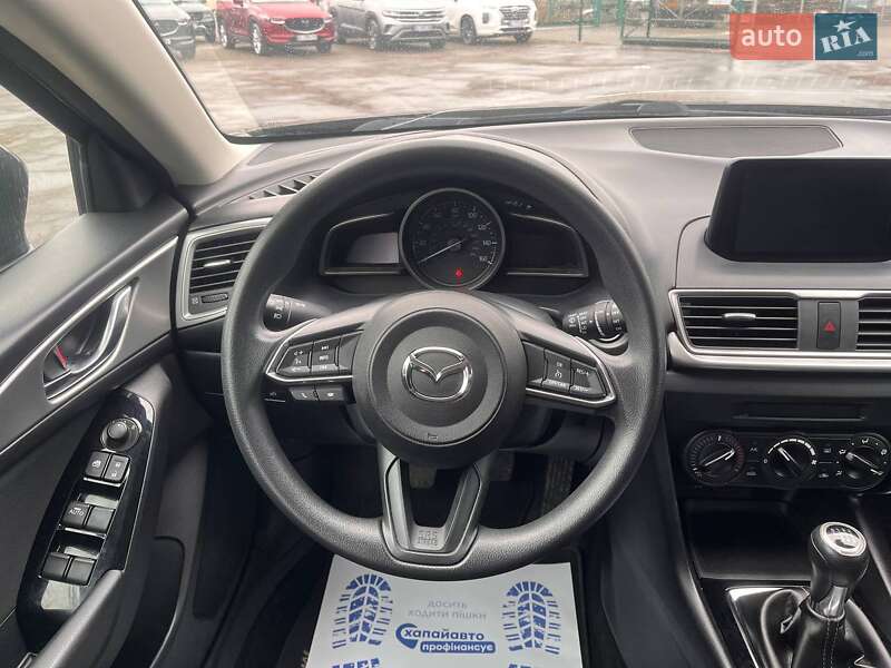 Хэтчбек Mazda 3 2018 в Львове фото 11 Хэтчбек Mazda 3 2018 в Львове