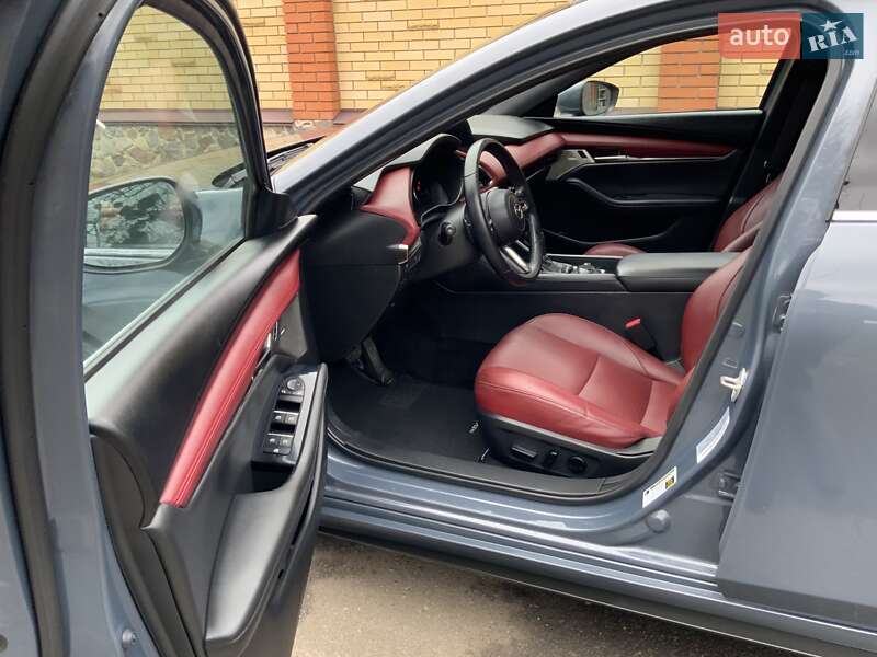 Хетчбек Mazda 3 2019 в Полтаві