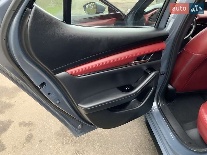 Хетчбек Mazda 3 2019 в Полтаві