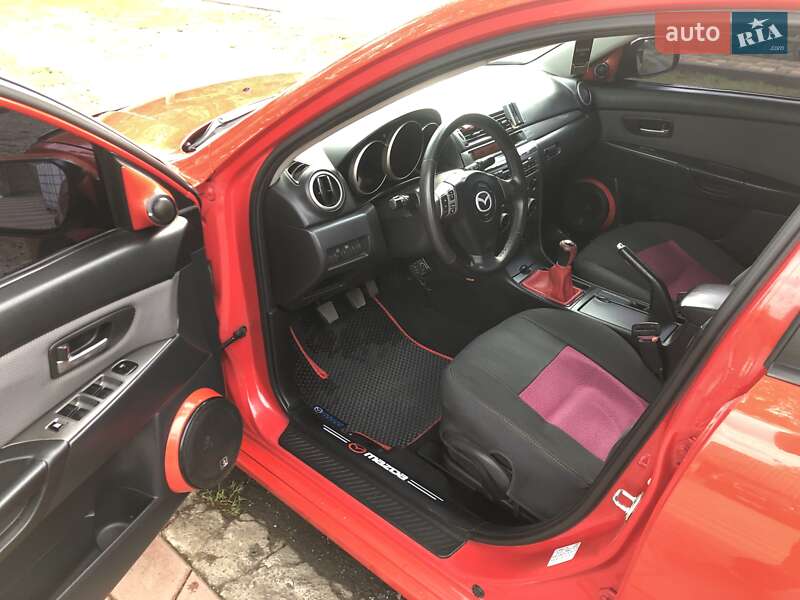 Седан Mazda 3 2008 в Смолином