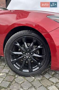 Хэтчбек Mazda 3 2013 в Днепре