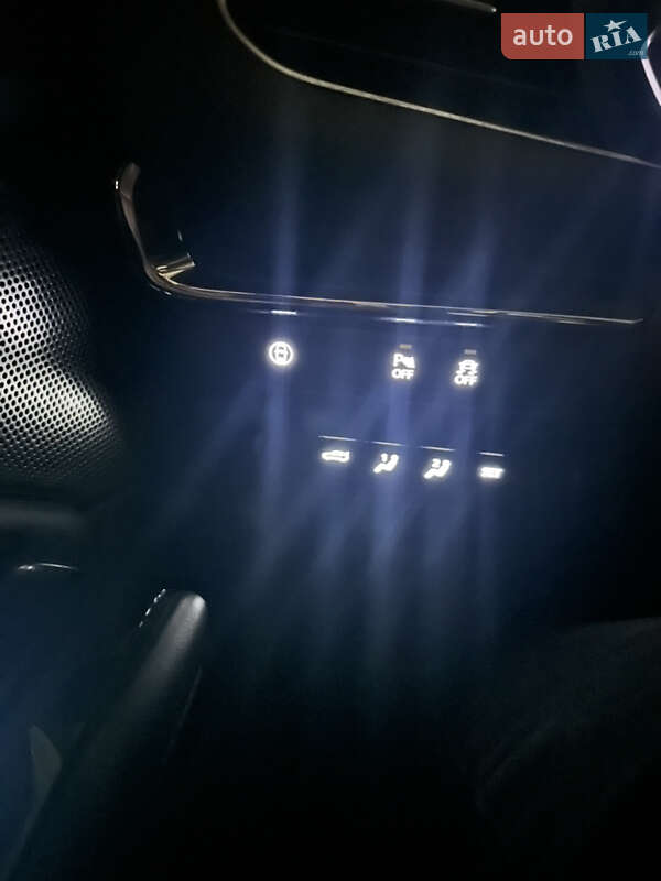 Седан Mazda 3 2020 в Киеве