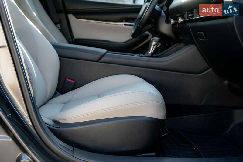 Седан Mazda 3 2020 в Києві фото 47 Седан Mazda 3 2020 в Києві