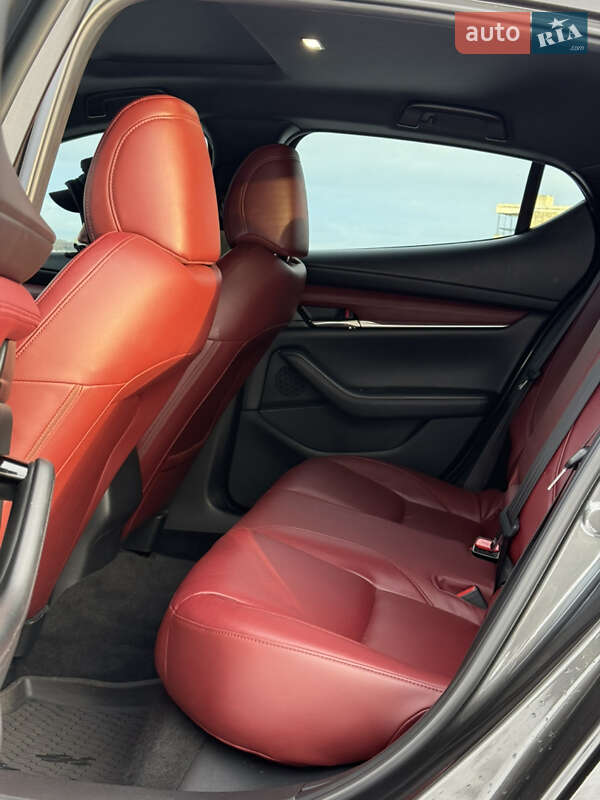 Хетчбек Mazda 3 2020 в Дніпрі