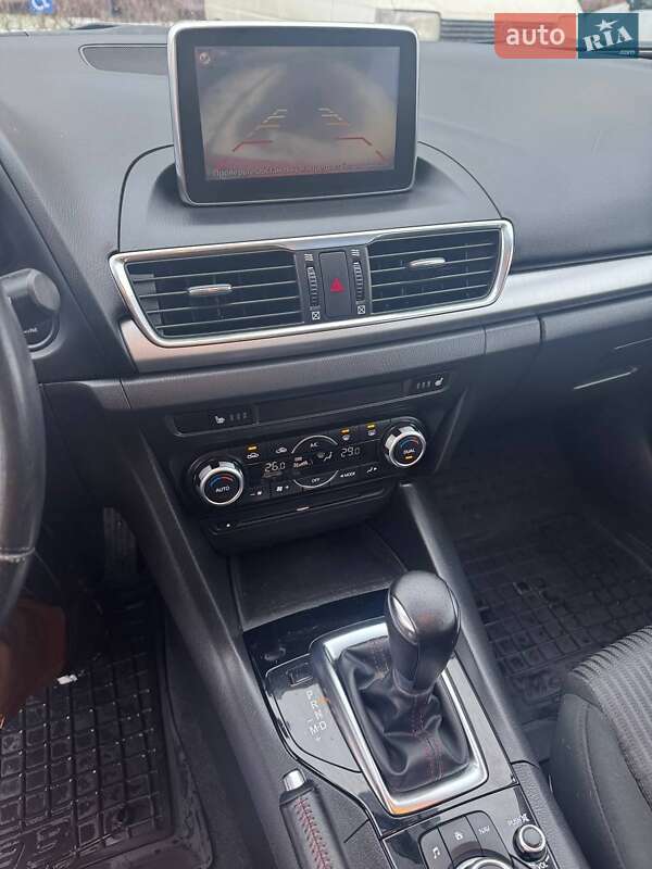 Хетчбек Mazda 3 2015 в Києві фото 16 Хетчбек Mazda 3 2015 в Києві