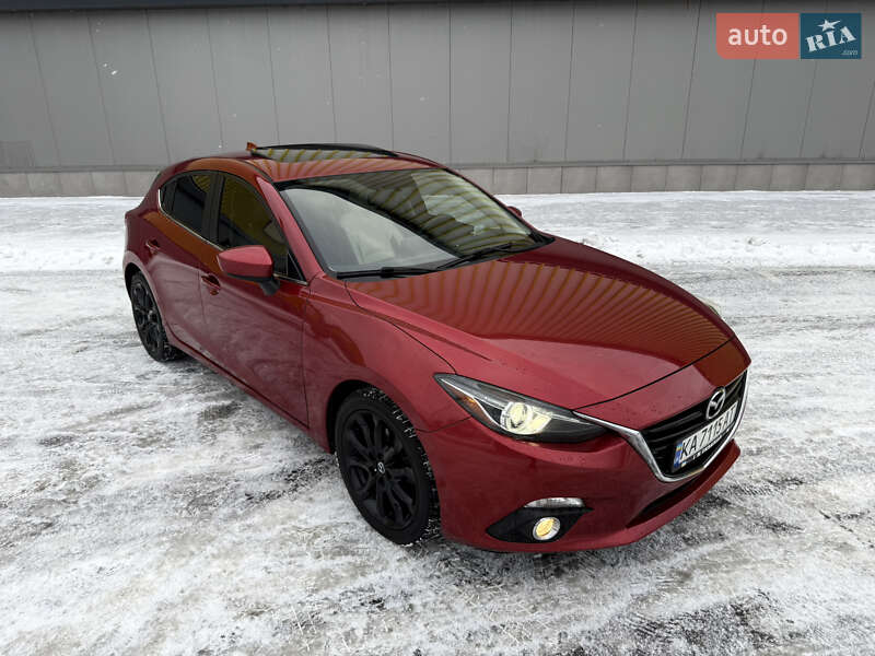 Хэтчбек Mazda 3 2015 в Киеве