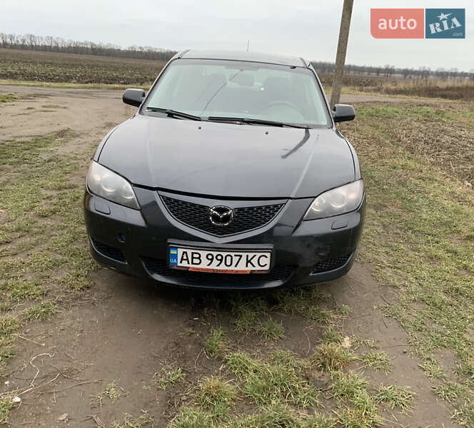 Седан Mazda 3 2004 в Виннице