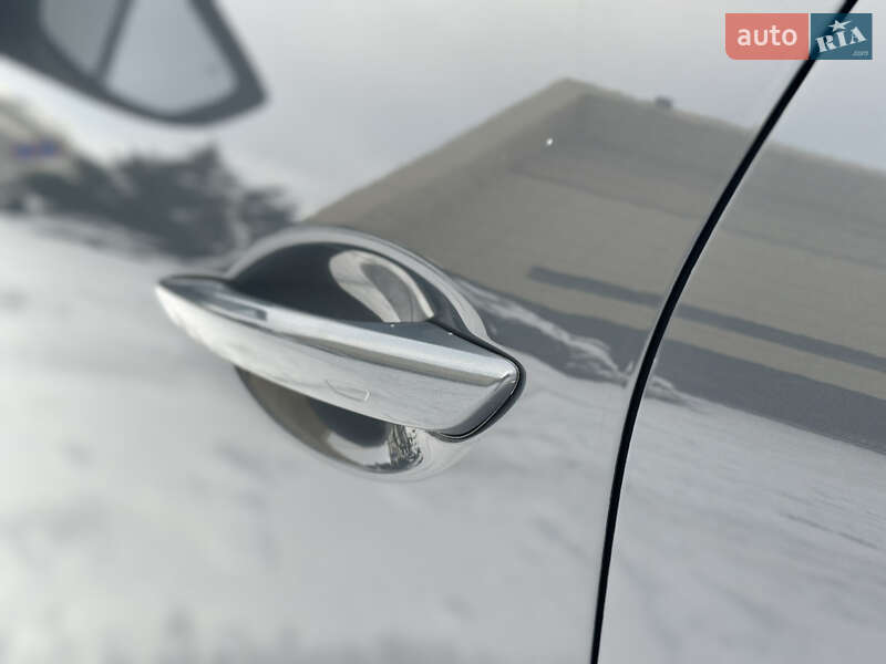 Хетчбек Mazda 3 2020 в Запоріжжі