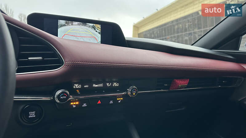 Хетчбек Mazda 3 2020 в Запоріжжі