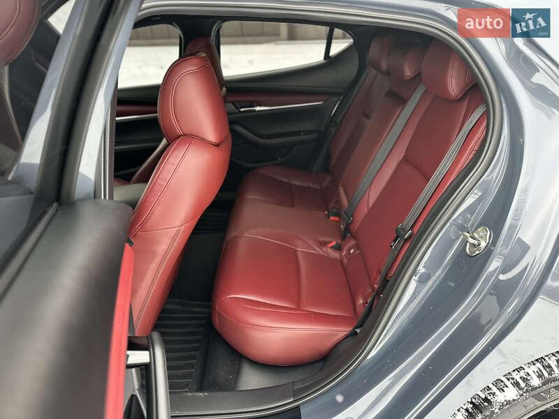 Хетчбек Mazda 3 2020 в Запоріжжі