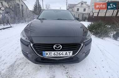 Седан Mazda 3 2018 в Дніпрі