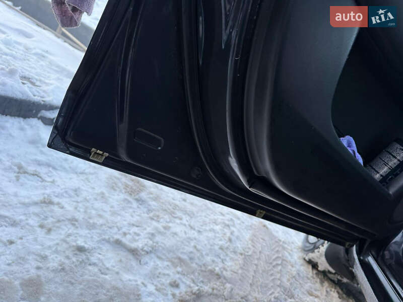 Седан Mazda 3 2006 в Києві