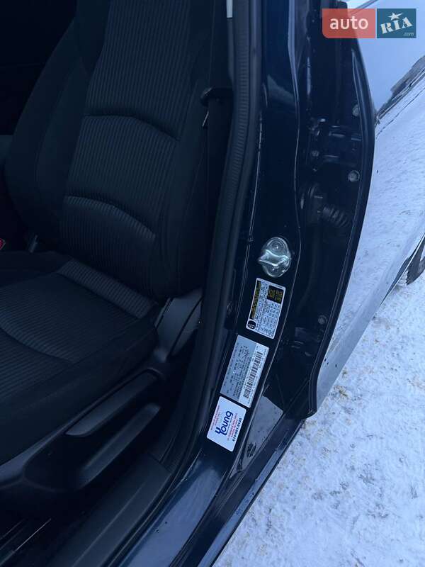 Седан Mazda 3 2016 в Кропивницком