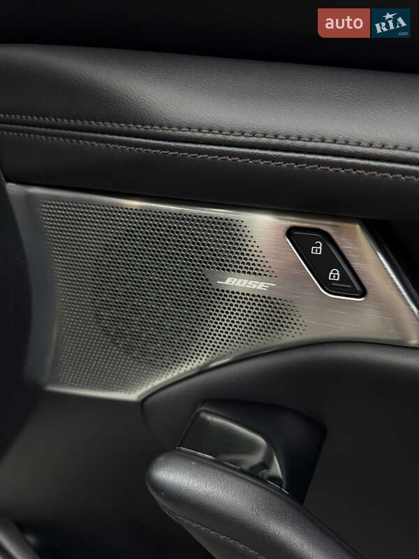 Седан Mazda 3 2020 в Киеве