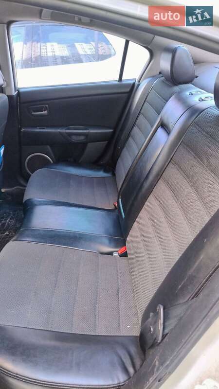 Седан Mazda 3 2007 в Киеве